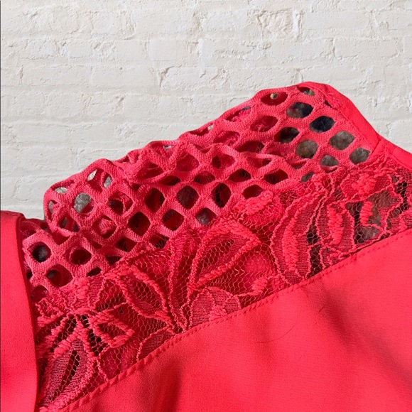 Zac and Rachel Lace Blouse - Picture 6 of 7